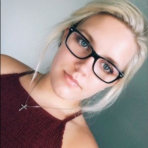 Meet your Posher, Maycee